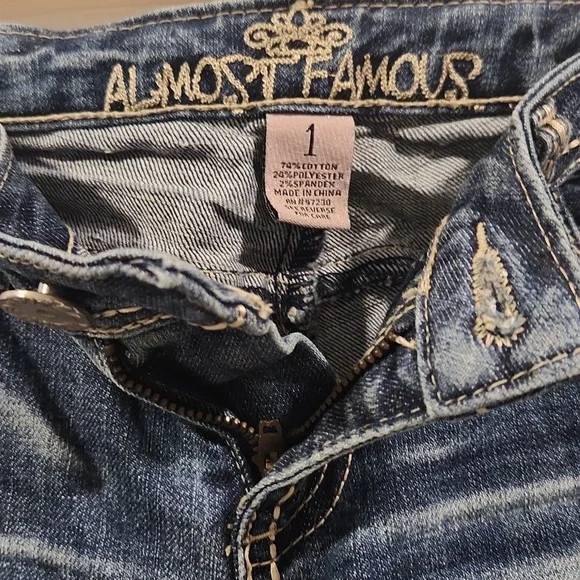 Almost Famous Women's Blue Jeans - Picture 3 of 8